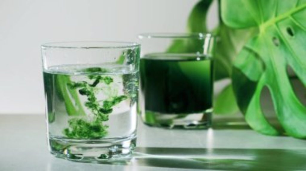 Chlorella detoxifies by binding to heavy metals and toxins.