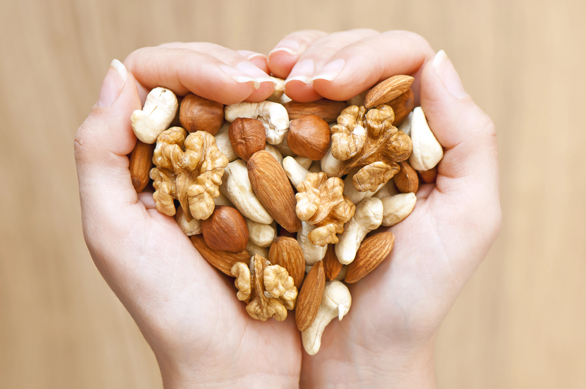 Nuts and seeds rich in minerals and good protein